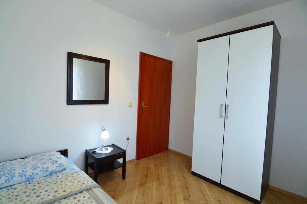 Garden Apartment Maria Врсар Экстерьер фото